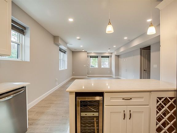 3rd image of 28 Giles Ave #1A