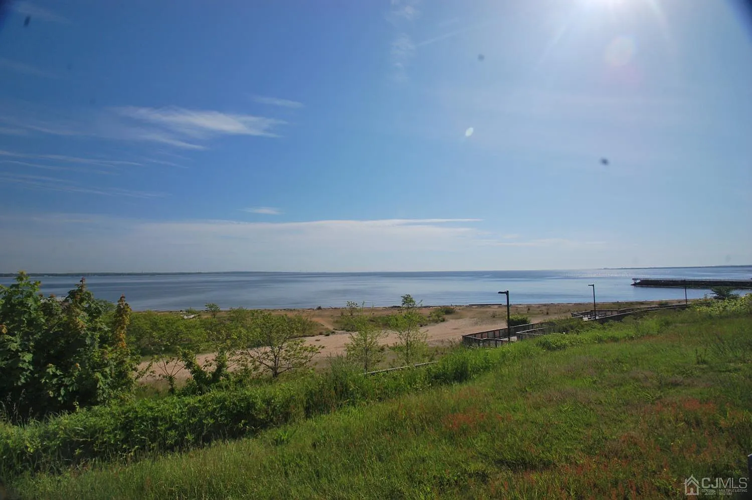 113 Shoreland Cir photo 1