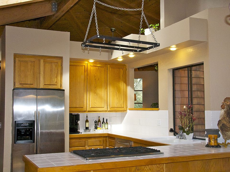 Kitchen with oak cabinets