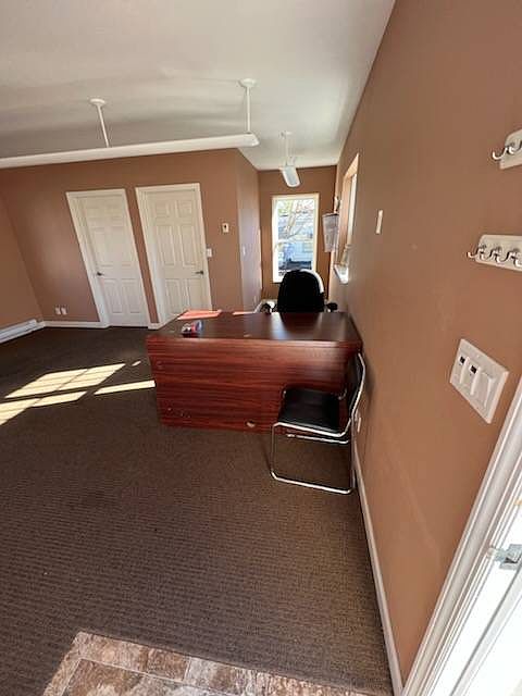 1st image of 104 Hawkins St