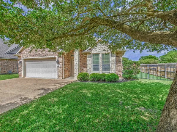 1723 Creekside Cir, College Station, TX 77845
