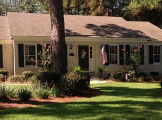 2221 Riverside Dr, Valdosta, GA 31602