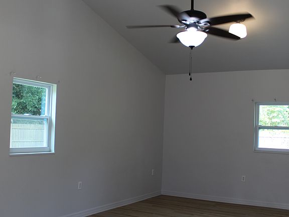 3rd image of 11413 Pruett Rd