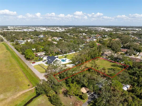 12295 95th St N #1, Largo, FL 33773