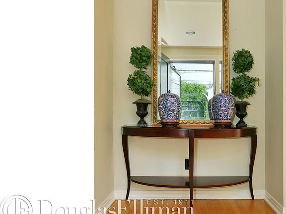5th image of 17 Beechwood Way