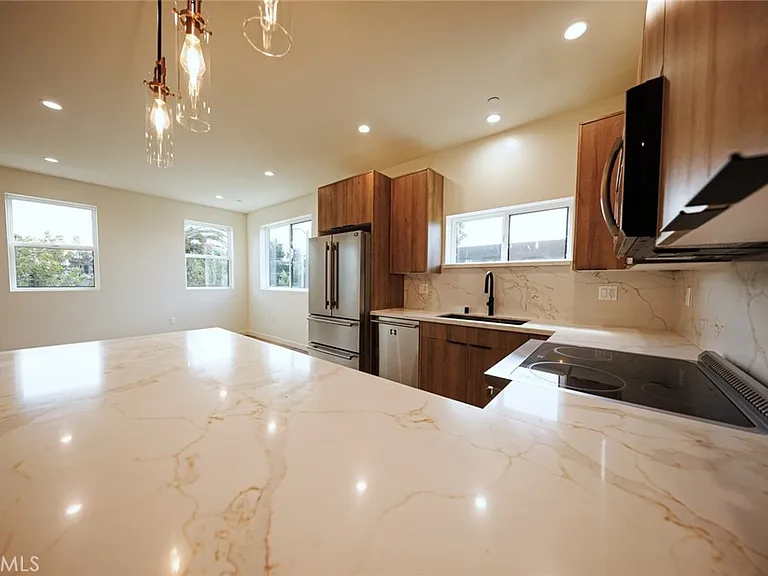 5933 Comey Ave #1 — Photo 18