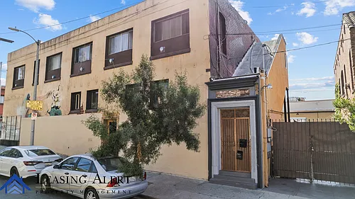 104 S Cummings St #104 Photo 1