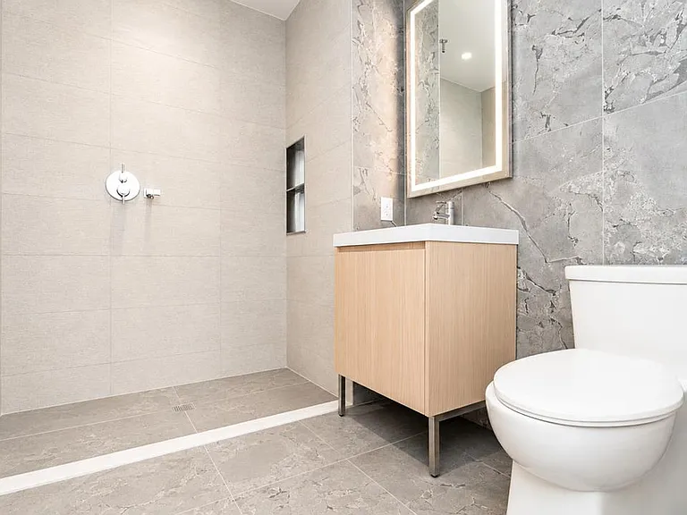 2900 Nostrand Ave #302 — Photo 9