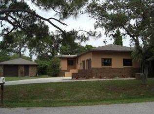 1356 Yacht Club Dr, Venice, FL 34293