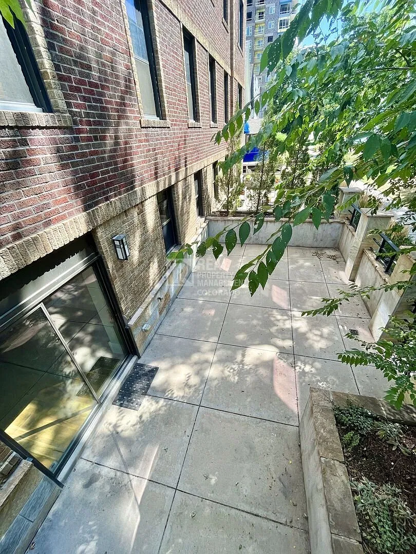 740 N Sherman St Apt 103 — Photo 2