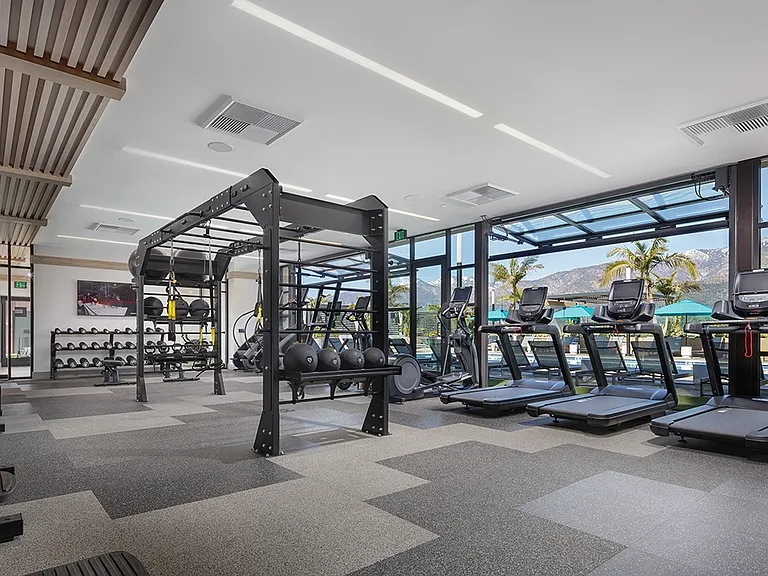 Fitness Gymnasio - Esperanza at Duarte Station