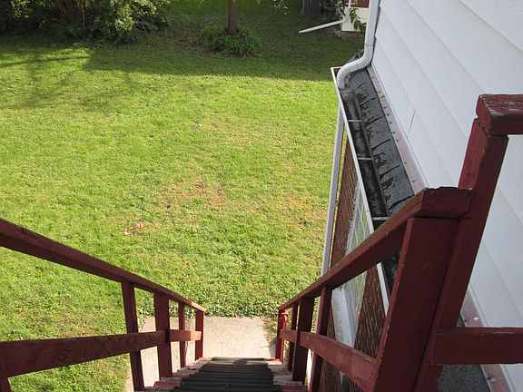 2nd image of 9213 Kennedy Ave #B