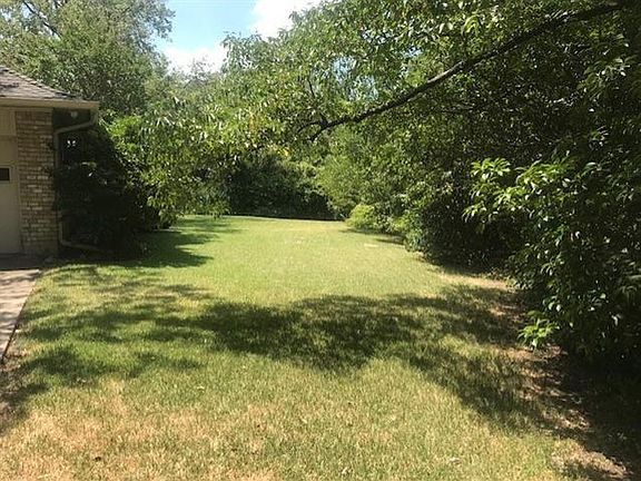 3rd image of 7243 Tangleglen Dr