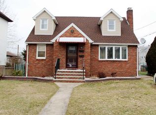 41 Lizette St, Garfield, NJ 07026