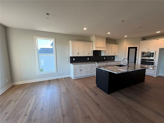 5th image of 11413 Rye Dr