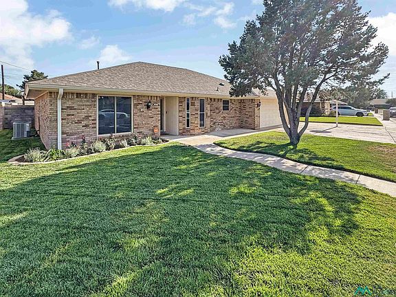 2nd image of 1407 W Paige Dr
