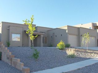 932 Loma Pinon Loop NE, Rio Rancho, NM 87144