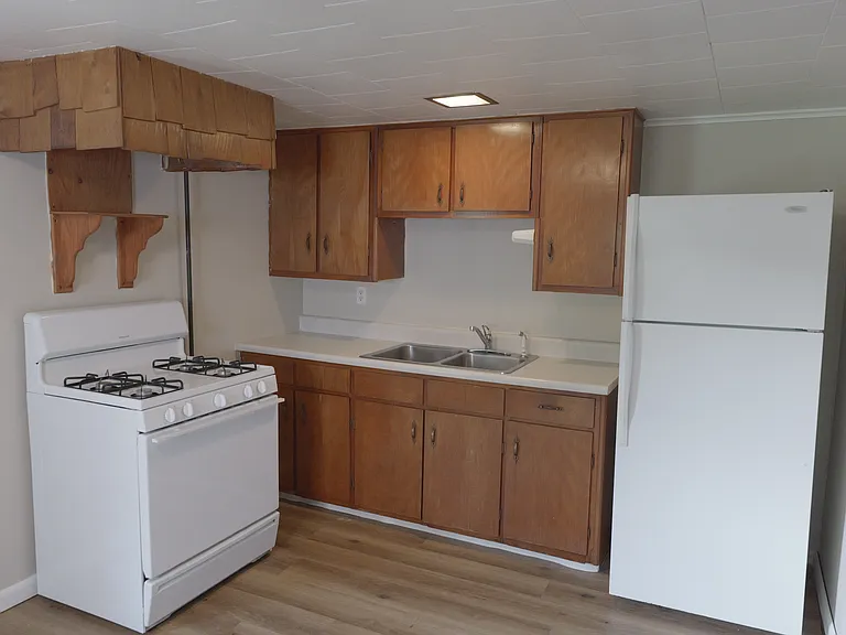 26 Union St #2 — Photo 5