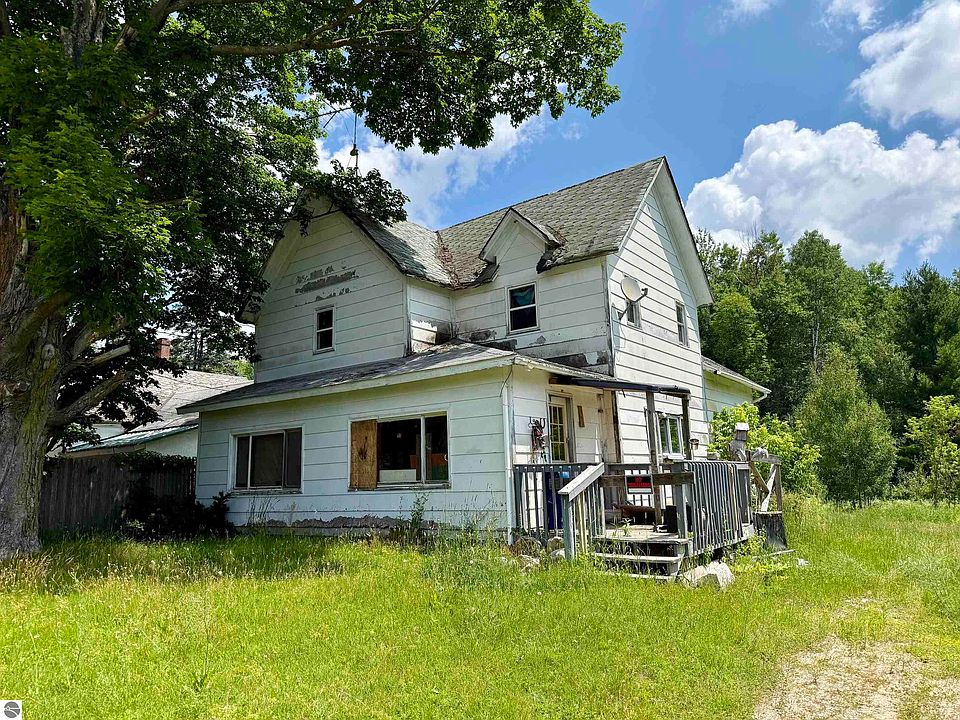 1st image of 19190 130th Ave
