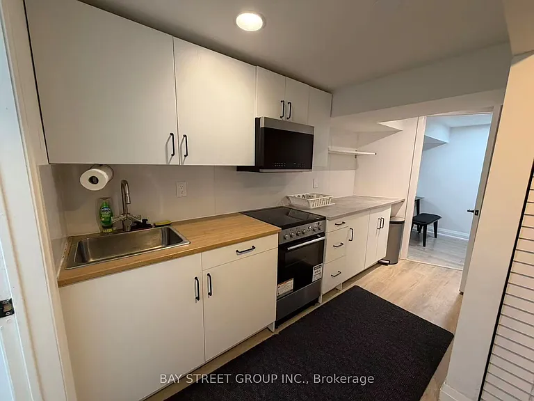 25 Jeremy Dr — Photo 9