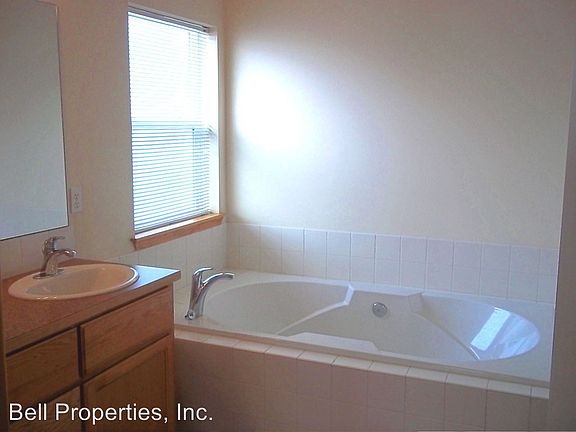 3rd image of 11325A 22nd St SE