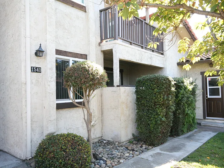 1540 Moorpark Ave #2 — Photo 1