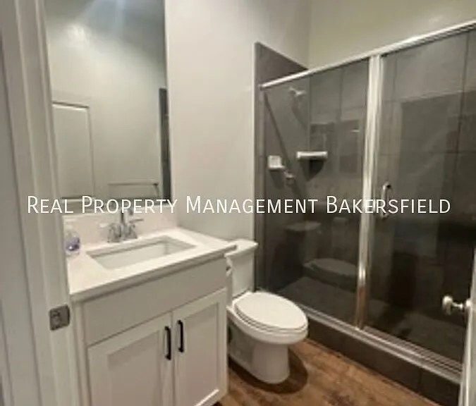 823 Brookline Ln — Photo 24