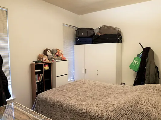 Rented by Compass | media 12