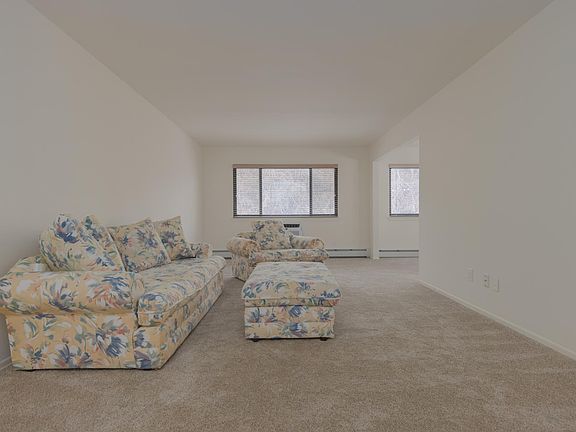 5th image of 8 E Lawrence Park Dr Unit 7