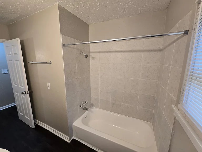 6054 Lisa Ln — Photo 11