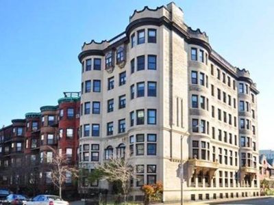 857 Beacon St APT 44, Boston, MA, 02215