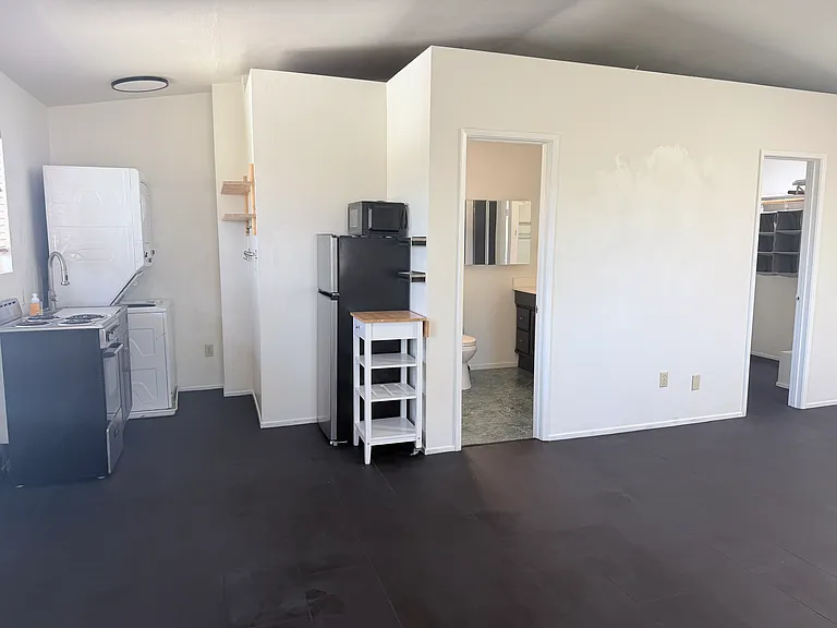 572 Plumosa Ave — Photo 10