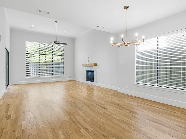 6431 Del Norte Ln — Photo 6