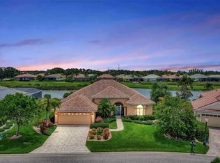 876 Macaw Cir, Venice, FL 34285