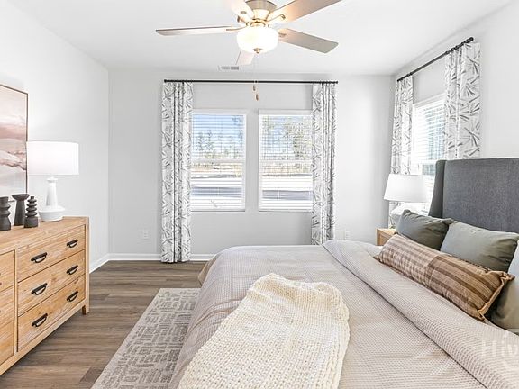 5th image of 127 Wilderness Road