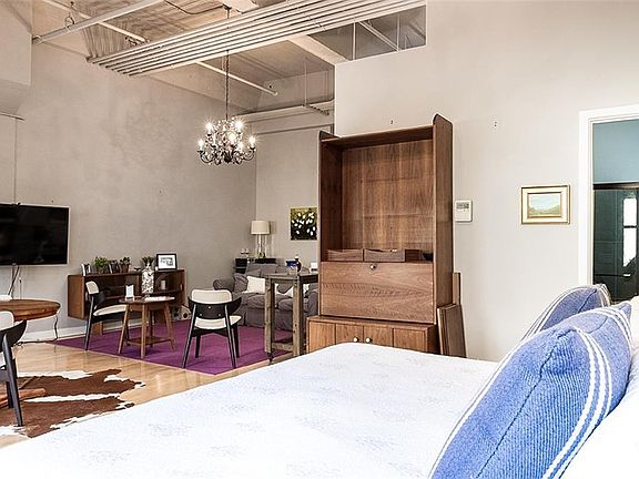 5th image of 304 Pearl St Unit 107