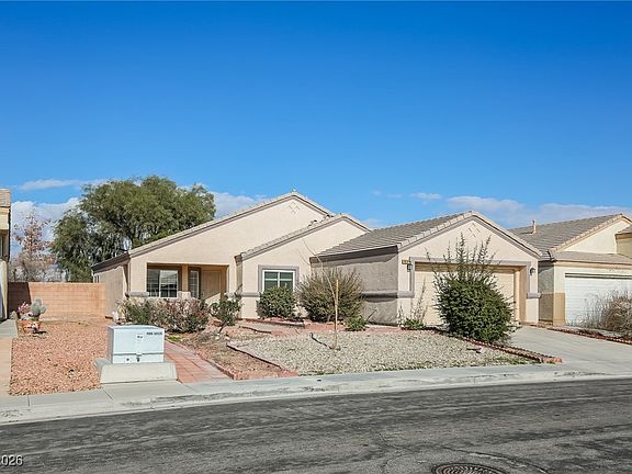 3rd image of 1014 Christopher View Ave