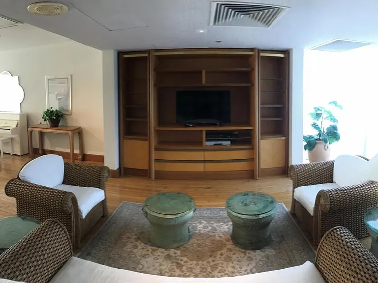 1341 Kapiolani Blvd #16A — Photo 28