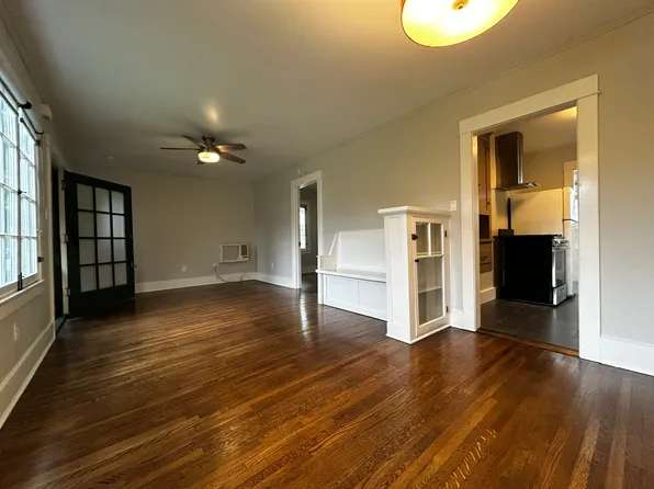 444 S Euclid Ave #3, Pasadena, CA 91101
