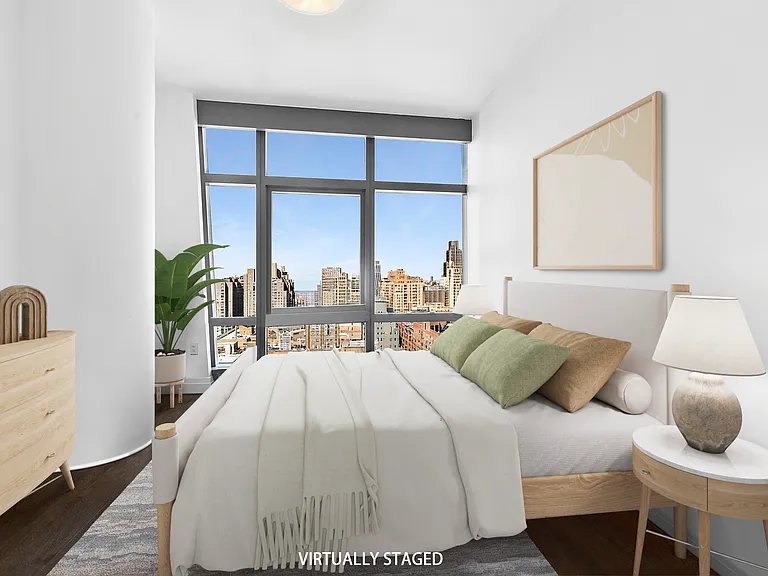 35 W 15th St #15C — Photo 6