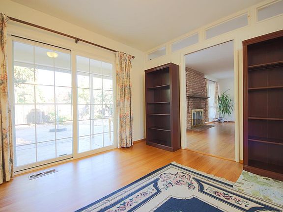 3rd image of 1428 Falcon Ave