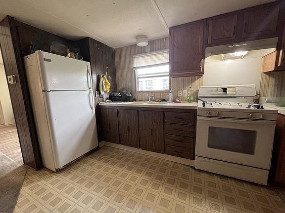 4th image of 40002 N Tothill Cir #385