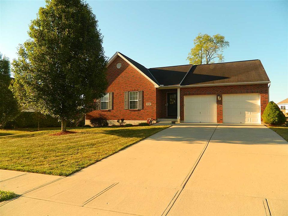 1st image of 10374 Sharpsburg Dr
