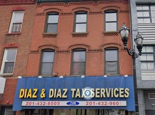 728 Bergen Ave #2, Jersey City, NJ 07306