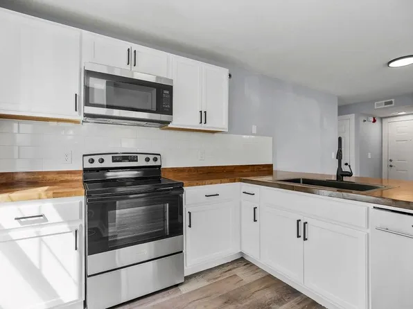 8121 N Lawndale Ave, Kansas City, MO 64119