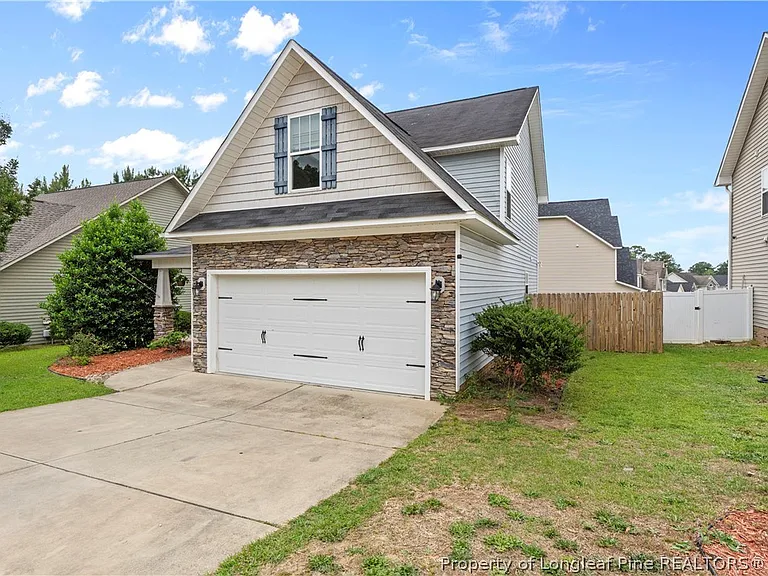 1659 Rock Creek Ln — Photo 3