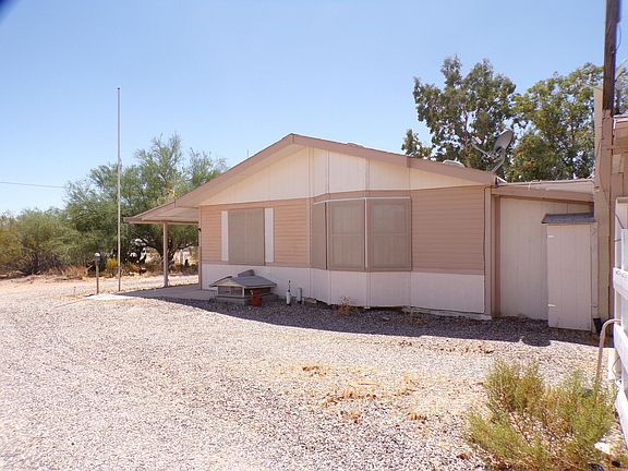 5th image of 25415 Horseshoe Ln