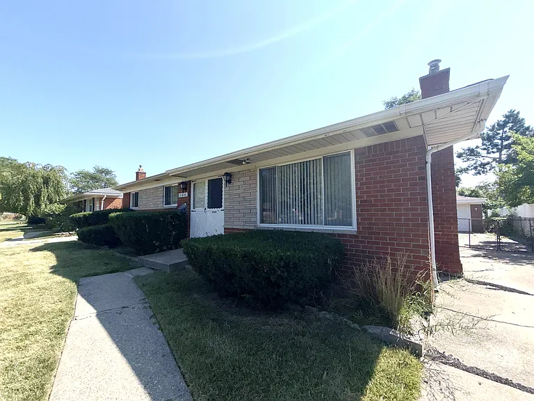 31846 Regal Dr — Photo 35