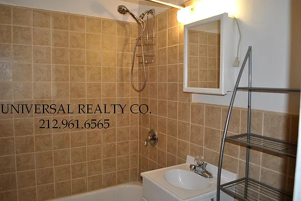 Rented by Universal Realty Group | media 29