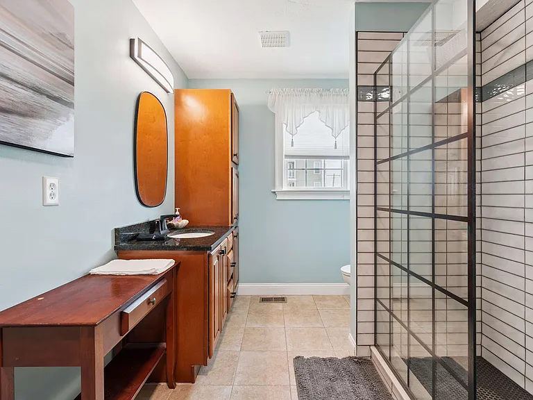 18 Ocean St #1 — Photo 17